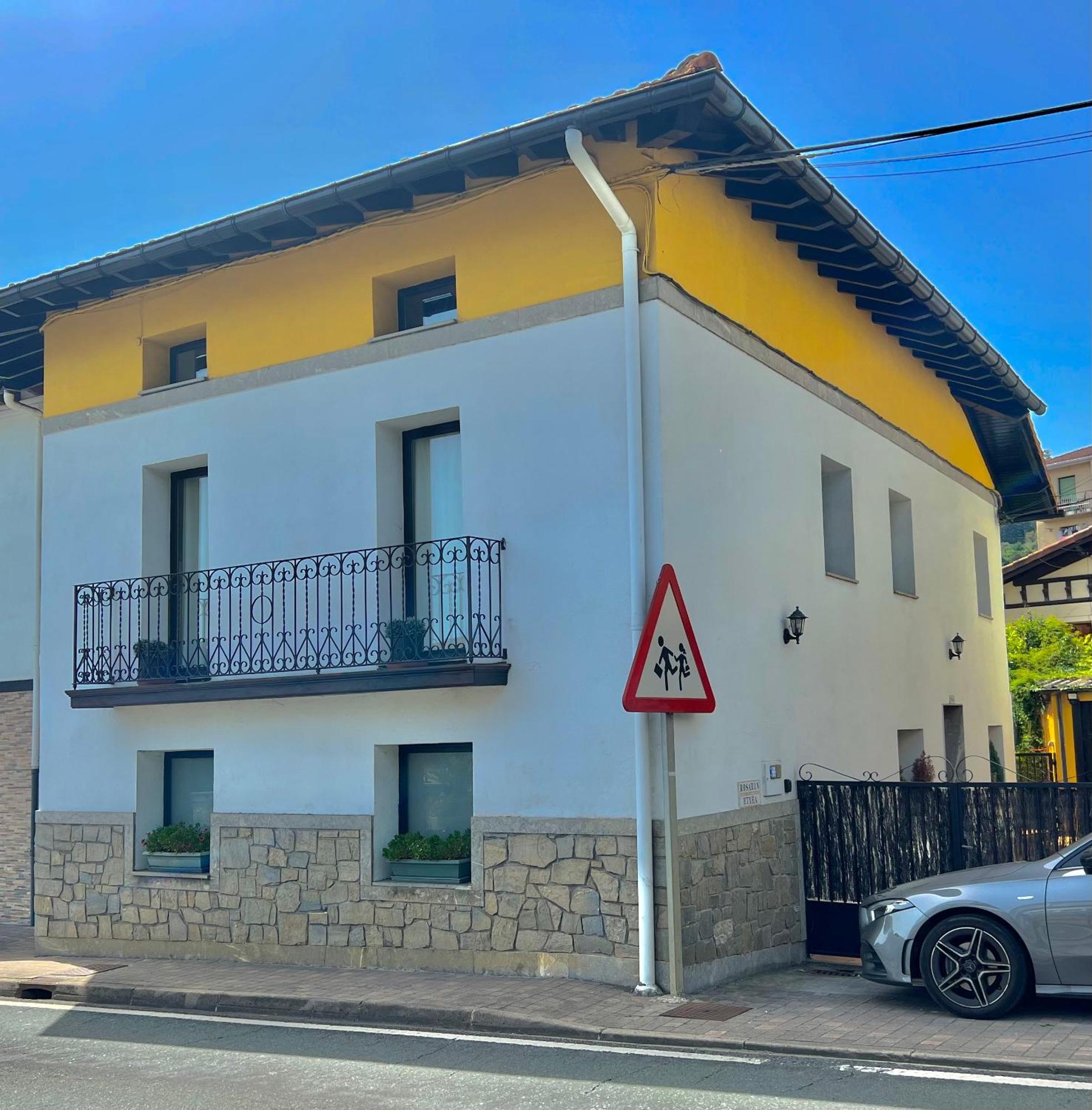 Agradable Casa Con Jacuzzi Climatizado Exterior En Pleno Urdaibai Villa Busturia Exterior photo